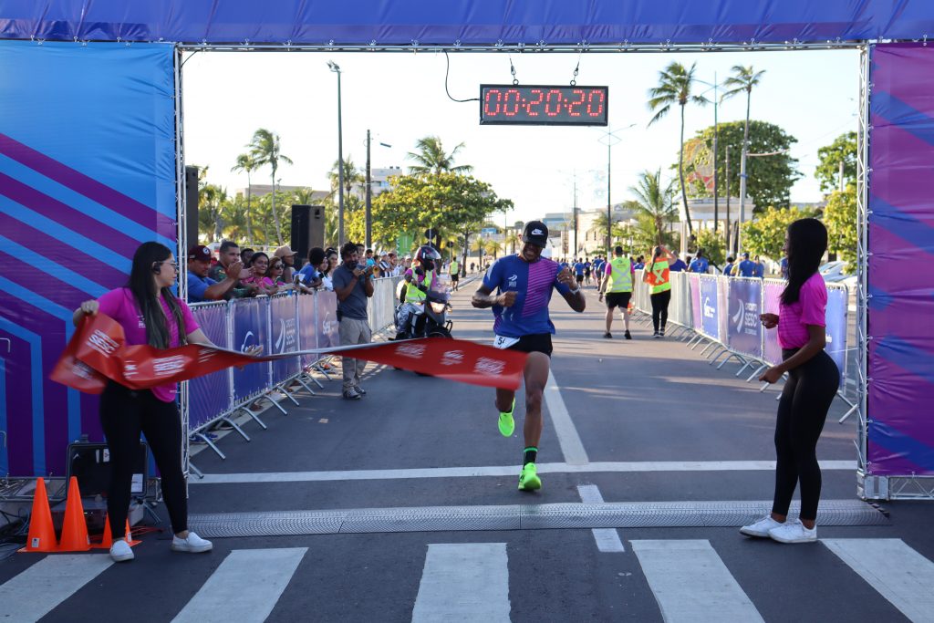 Etapa Maceió: Circuito Sesc de Corridas reúne centenas de pessoas em provas de 5 km e 10 km