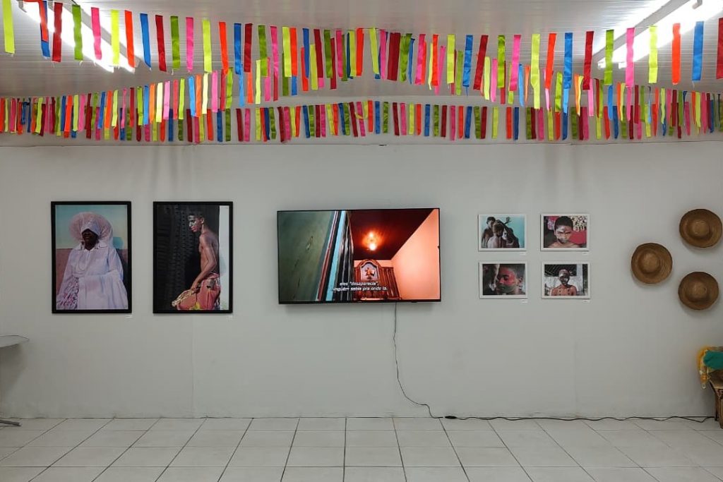 Exposição “Mané” celebra folguedo tradicional alagoano em duas unidades do Sesc